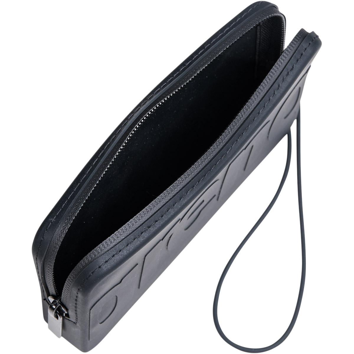 Arena Dry Clutch Taske Black