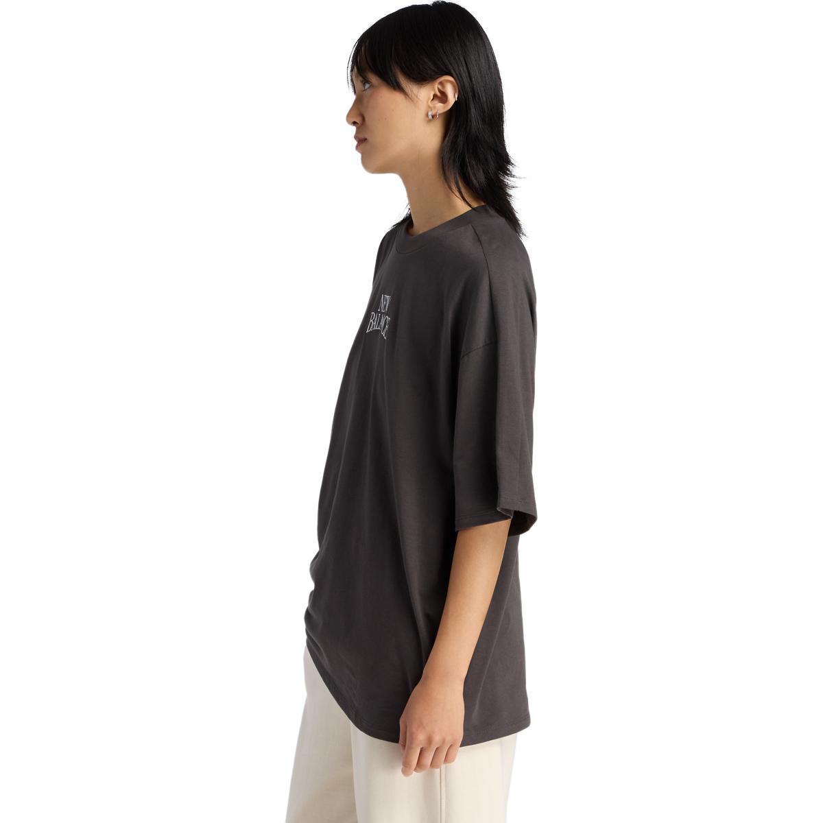 New Balance Linear Heritage Oversized T-shirt Dame Black