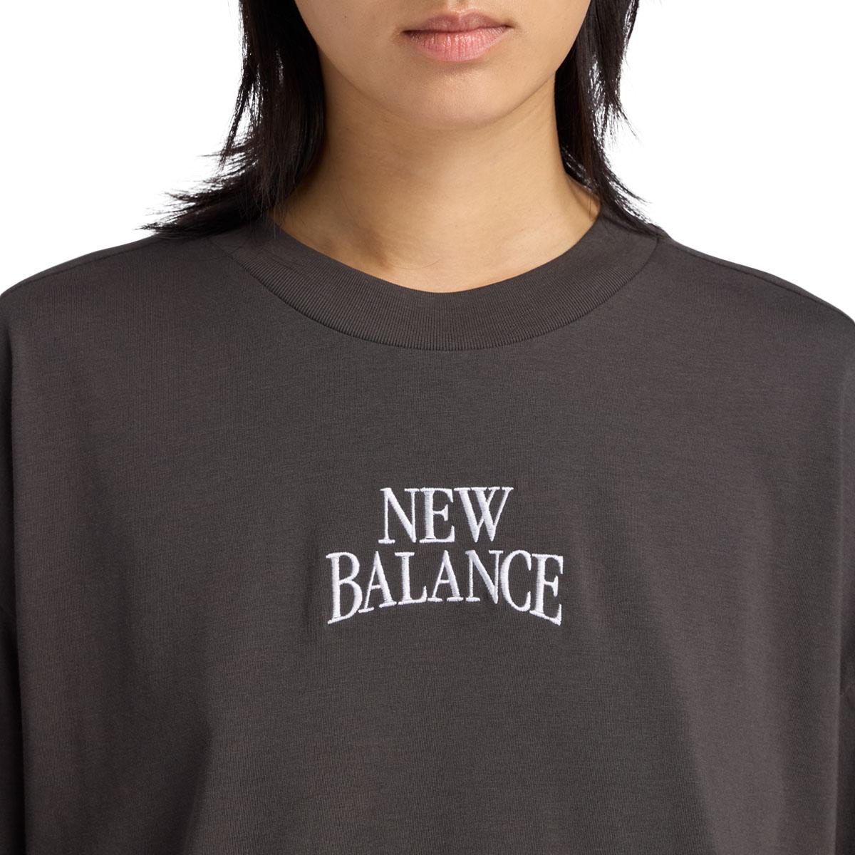 New Balance Linear Heritage Oversized T-shirt Dame Black