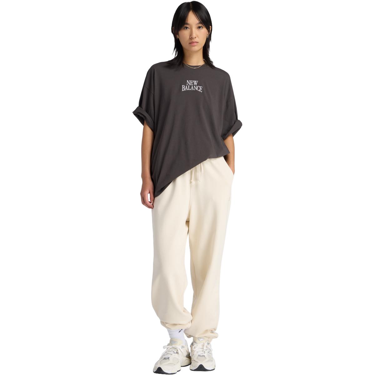 New Balance Linear Heritage Oversized T-shirt Dame Black