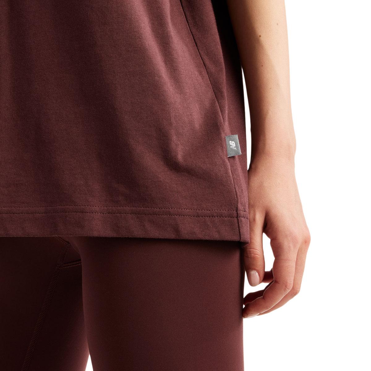 New Balance Pressed Flowers Memories Oversized T-shirt Dame CHERRY LEATHER