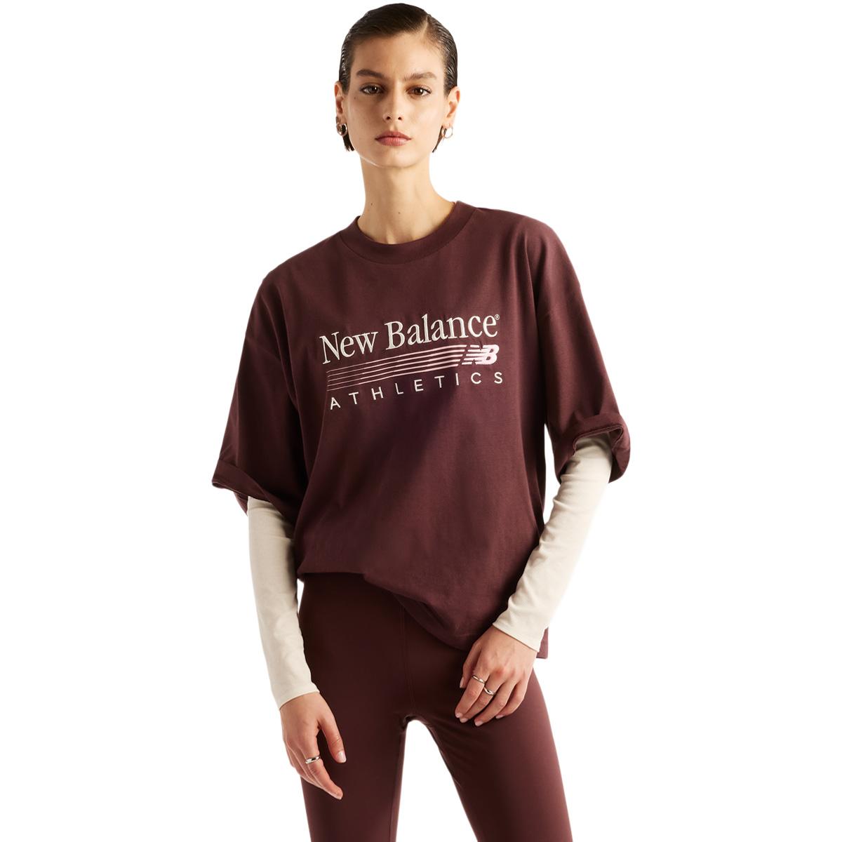 New Balance Trackside Oversized T-skjorte Dame CHERRY LEATHER