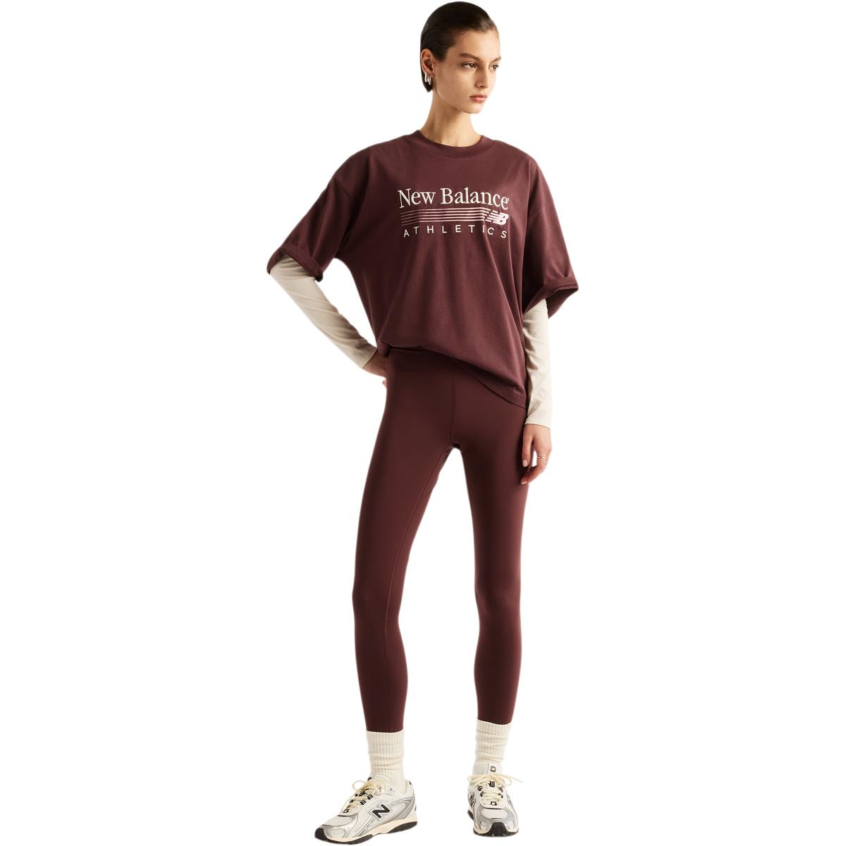 New Balance Trackside Oversized T-skjorte Dame CHERRY LEATHER
