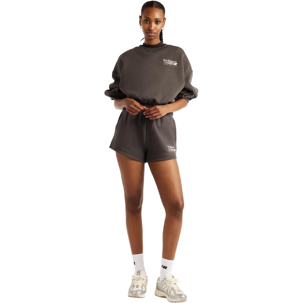 New Balance Trackside Crew Sweatshirt Dame BLACK CEMENT