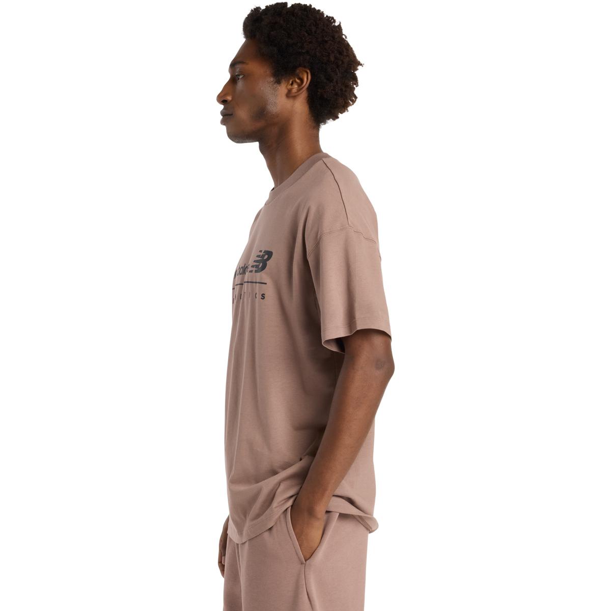 New Balance Linear Graphic T-shirt Herre Brown
