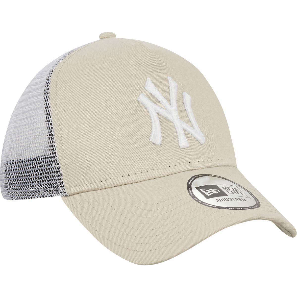 New Era New York Yankees Trucker Snapback Cap White