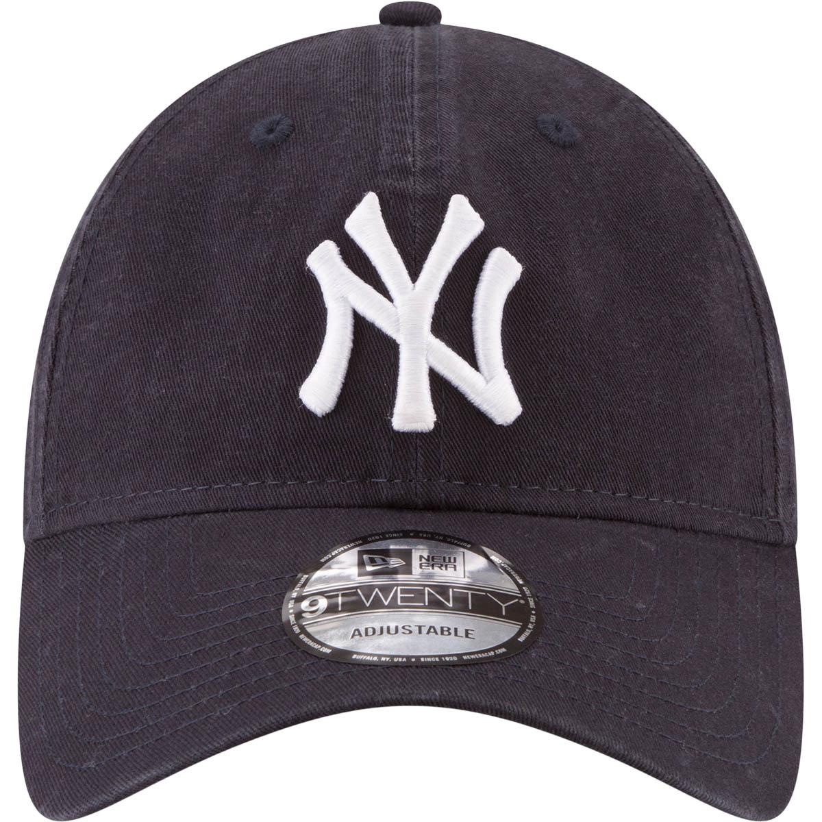 New Era 9TWENTY Core Classics Yankees Strapback Cap Navy