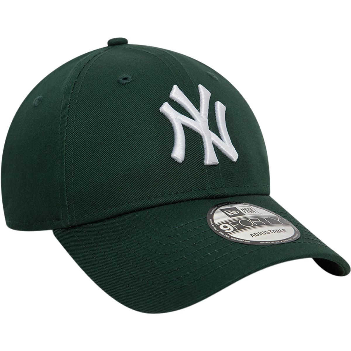 New Era 9FORTY League Essential New York Yankees Strapback Cap Green