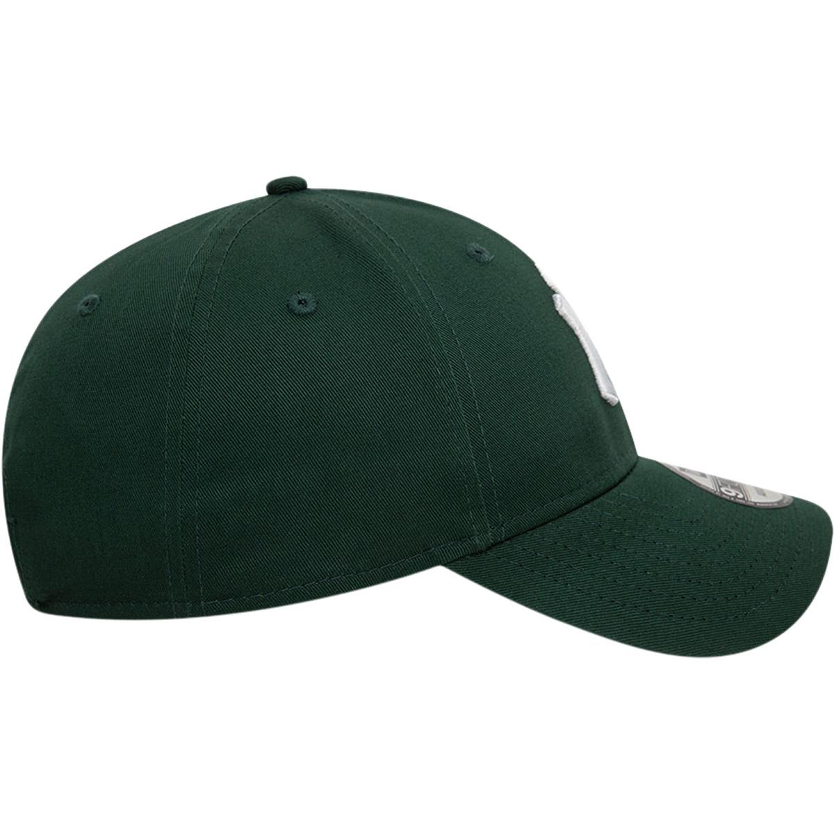 New Era 9FORTY League Essential New York Yankees Strapback Cap Green