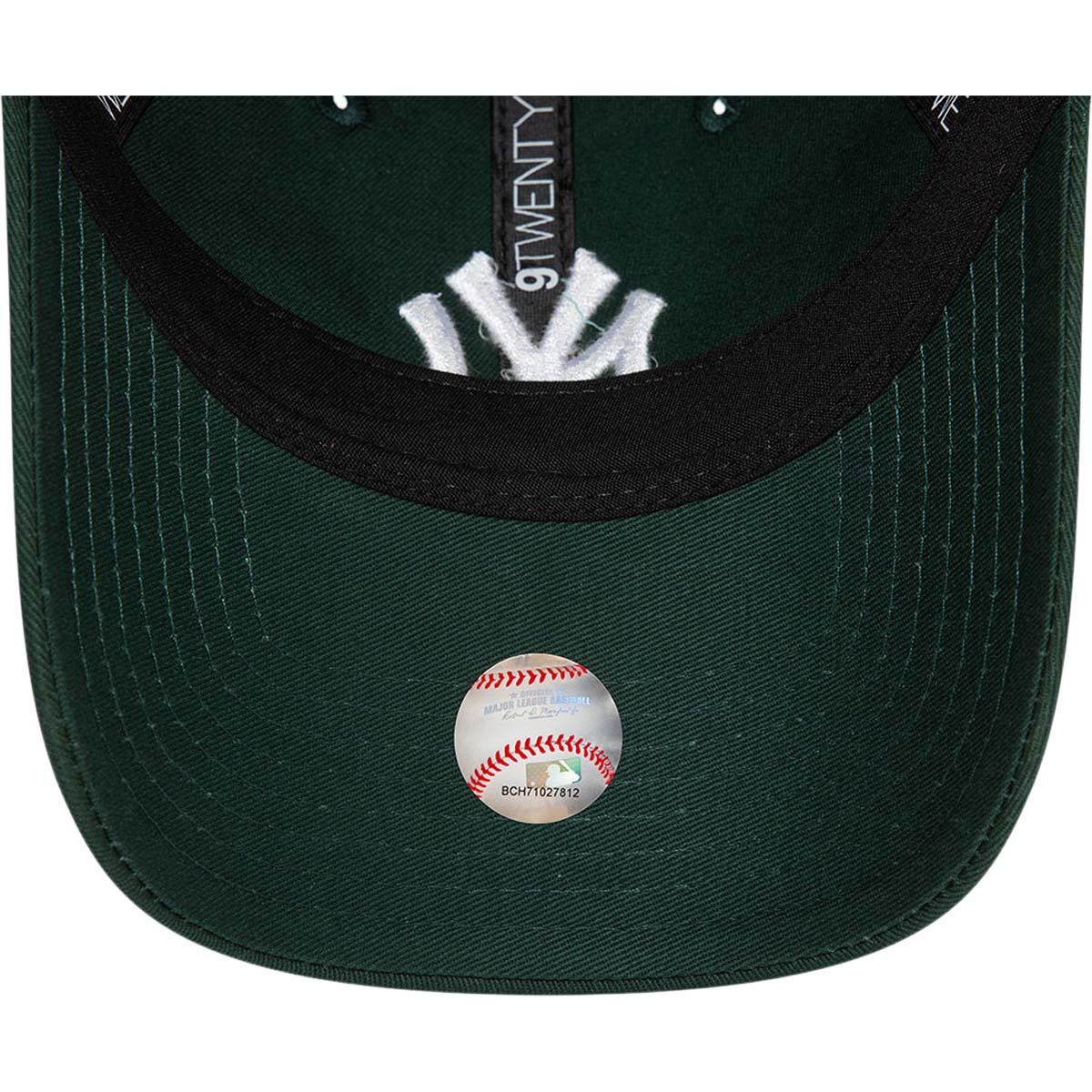 New Era 9TWENTY League Essential New York Yankees Strapback Cap DARK GREEN