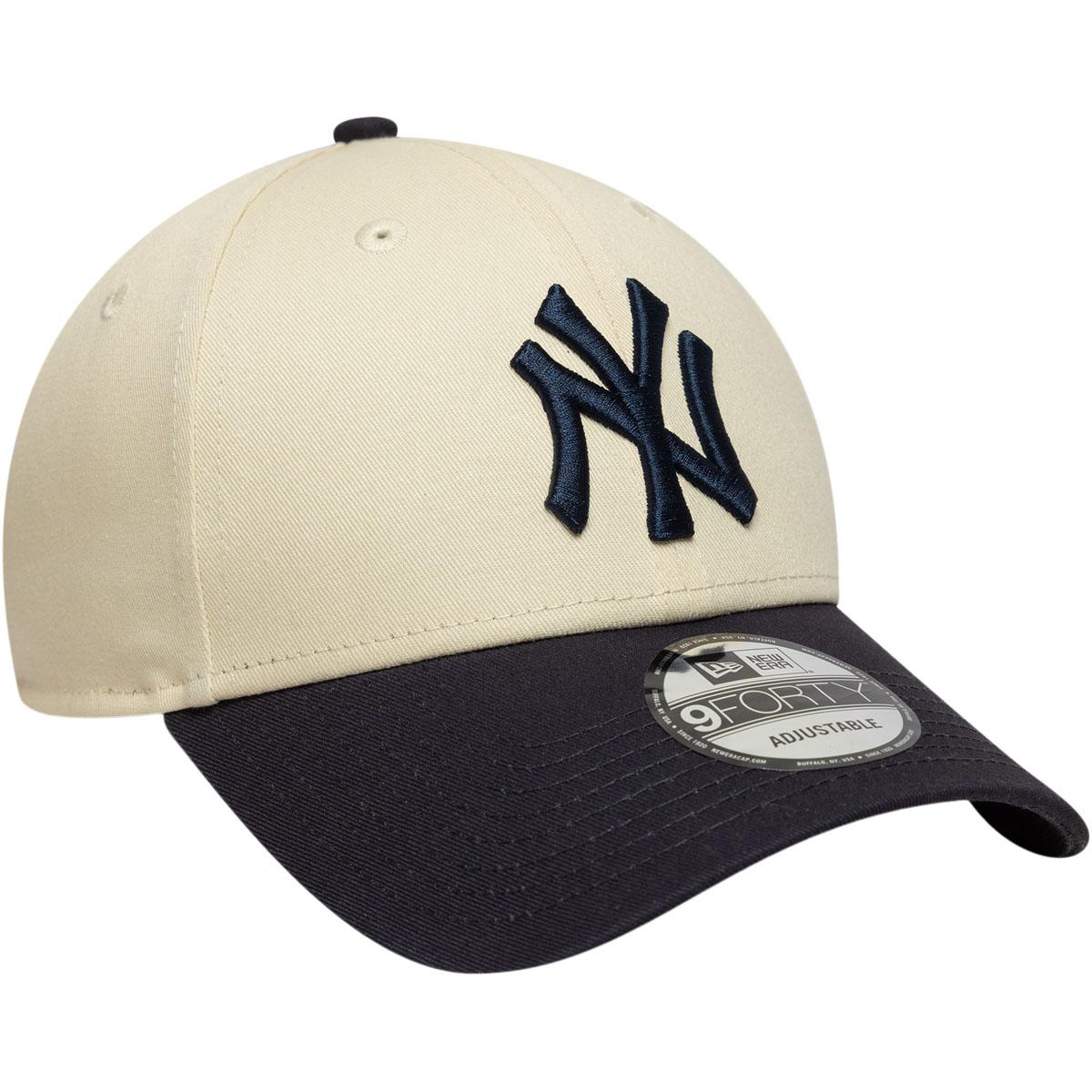 New Era 9FORTY New York Yankees Strapback Cap Light Beige