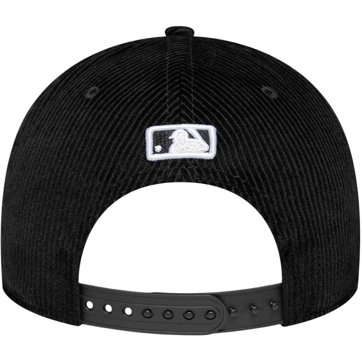 New Era 9FORTY Corduroy New York Yankees Snapback Cap Black