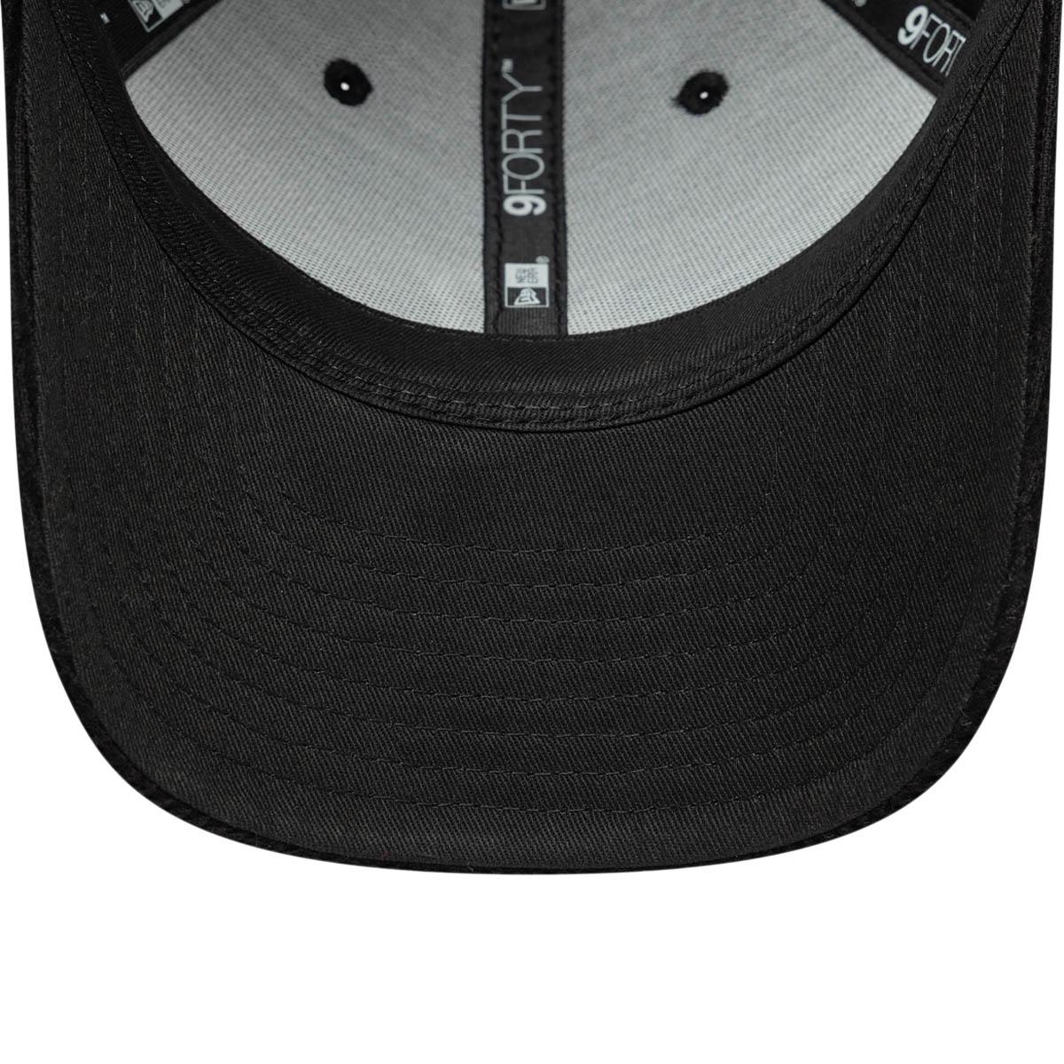New Era 9FORTY Corduroy New York Yankees Snapback Cap Black