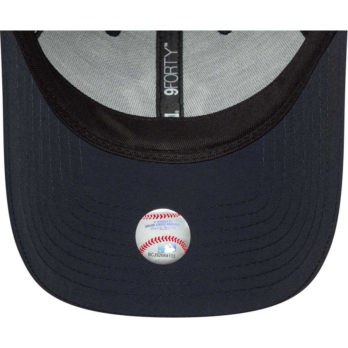 New Era 9FORTY New York Yankees Strapback Cap Navy