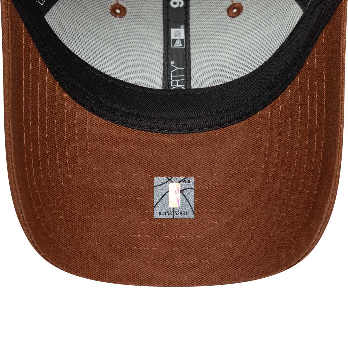 New Era 9FORTY LA Lakers Strapback Cap Brown