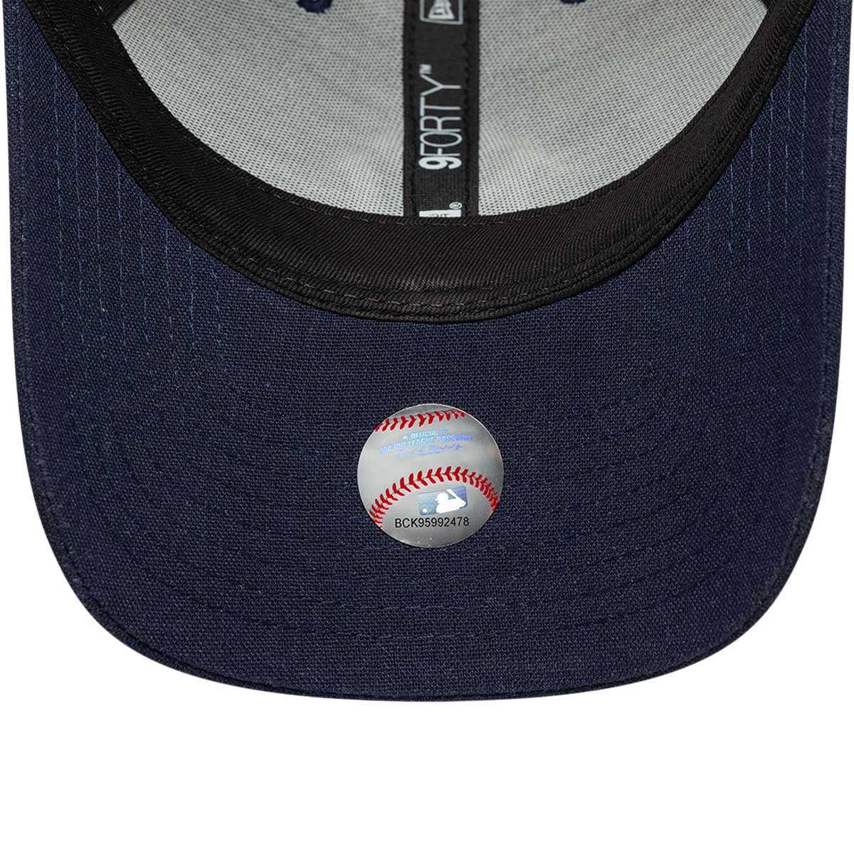 New Era 9FORTY Linen New York Yankees Snapback Cap Navy