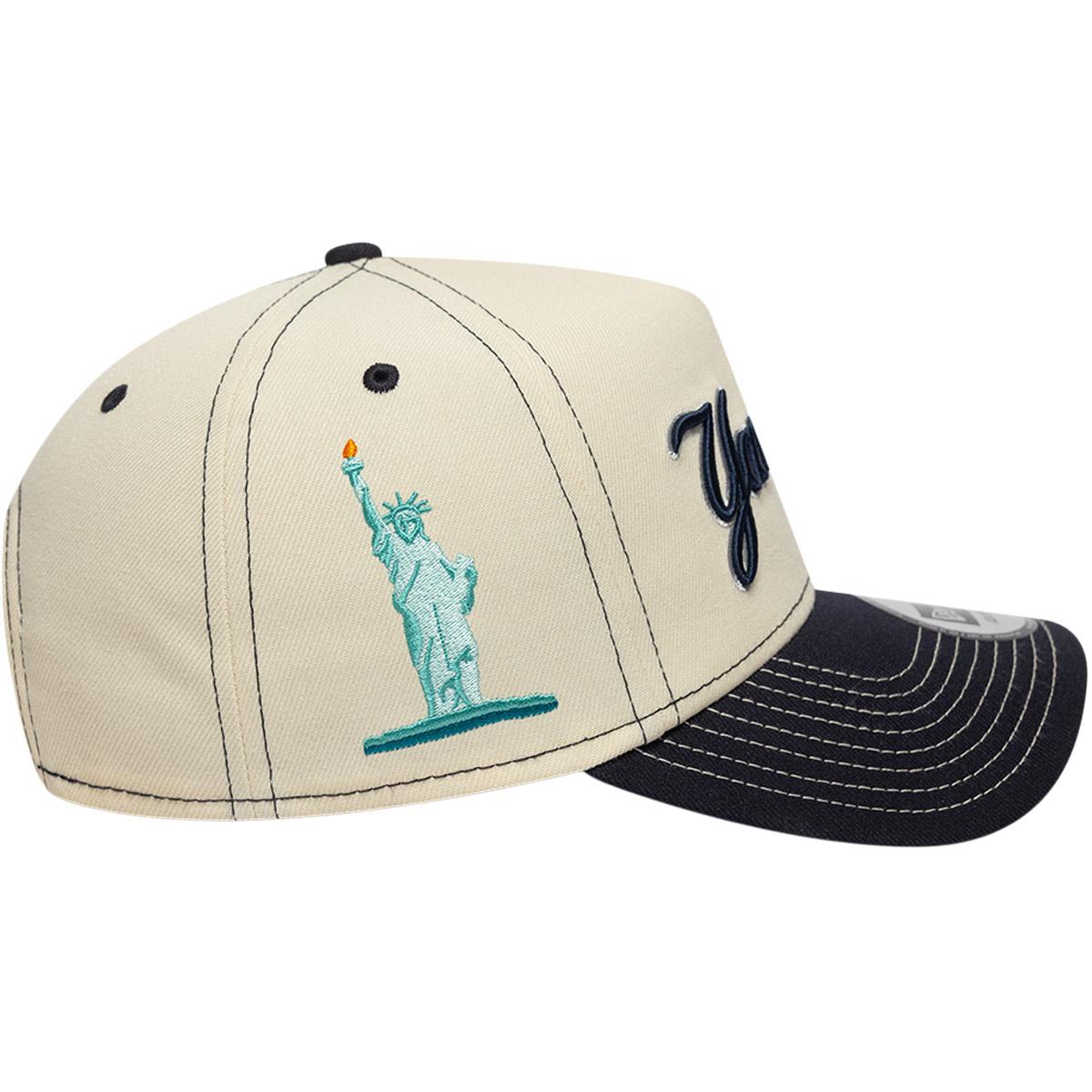 New Era City Icon E-Frame New York Yankees Snapback Cap Beige/Navy
