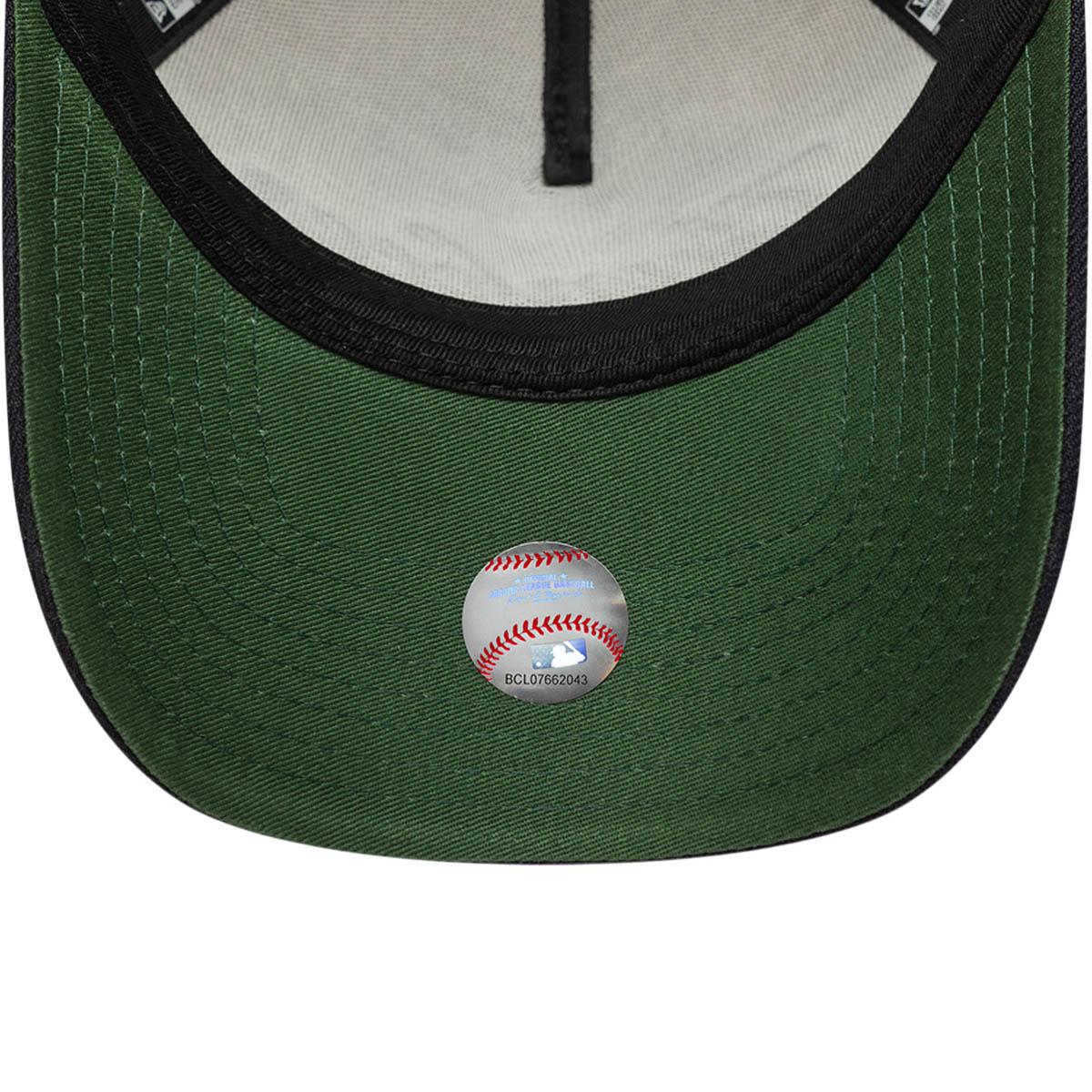 New Era City Icon E-Frame New York Yankees Snapback Cap Beige/Navy
