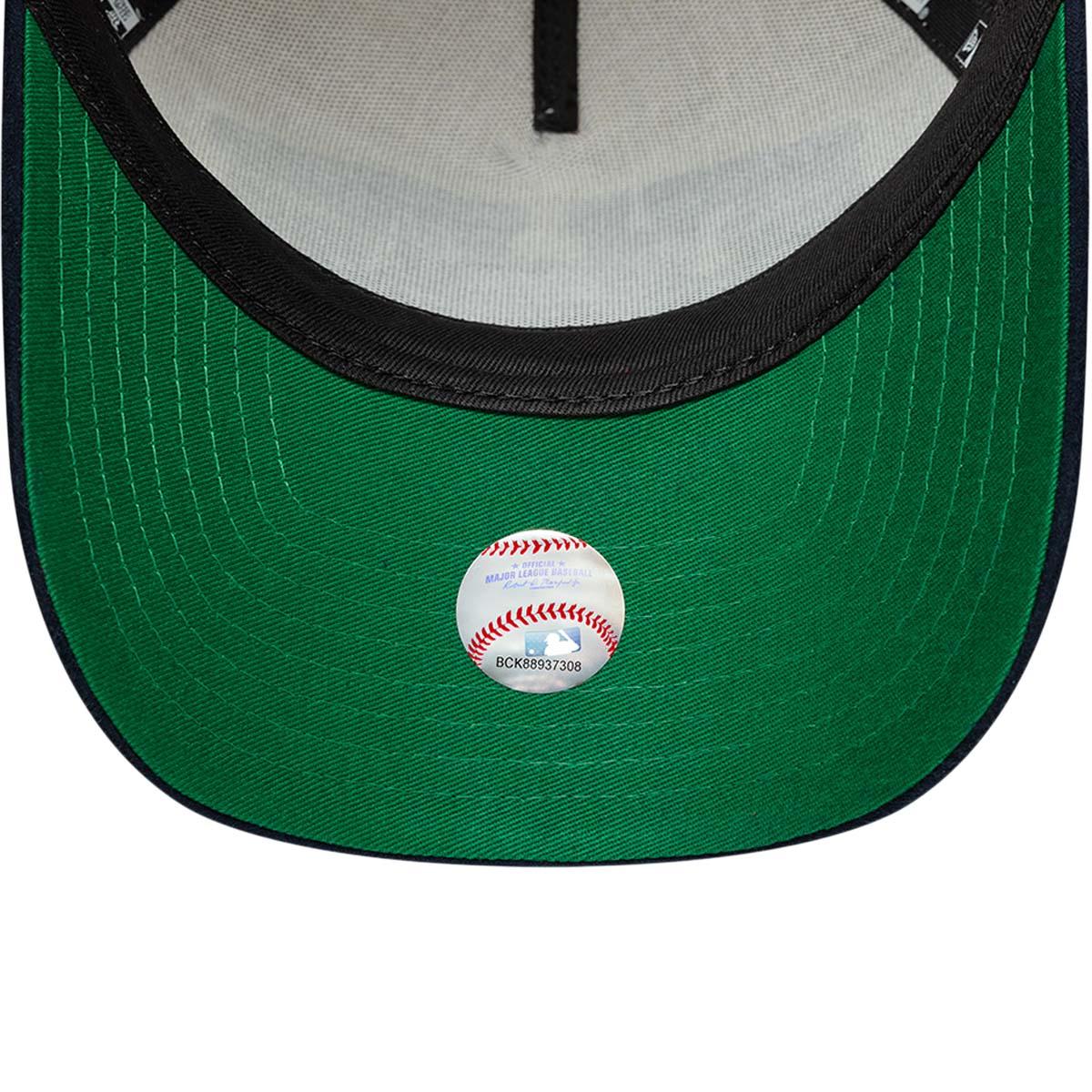 New Era Wordmark Suede Eframe New York Yankees Snapback Cap Light beige