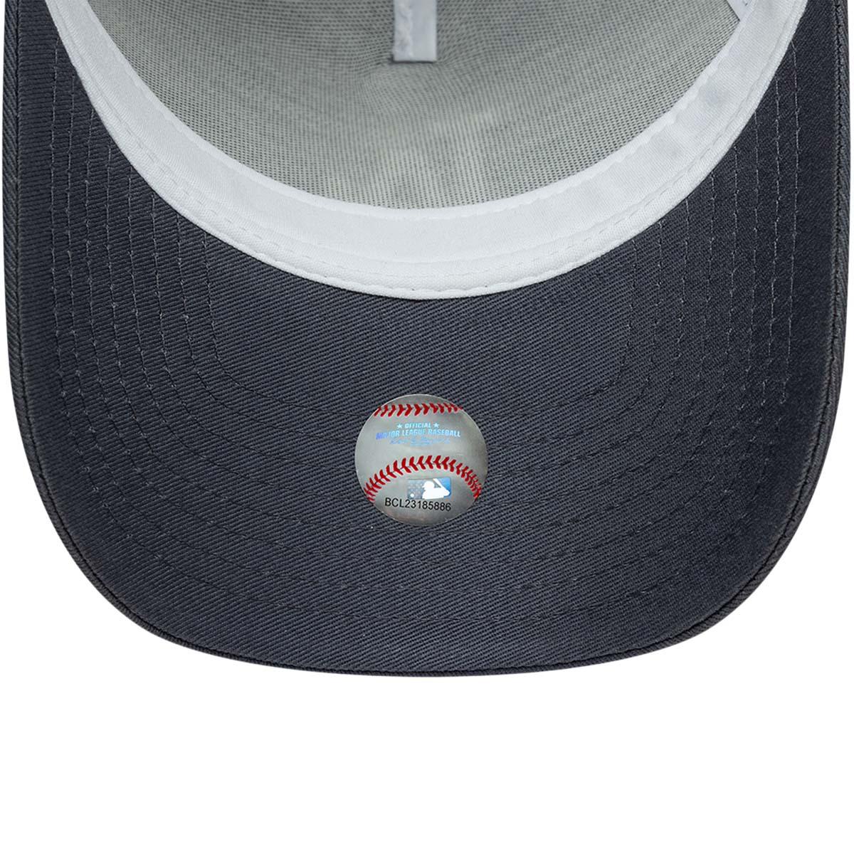 New Era League Essentials Los Angeles Dodgers Trucker Snapback Cap Grey