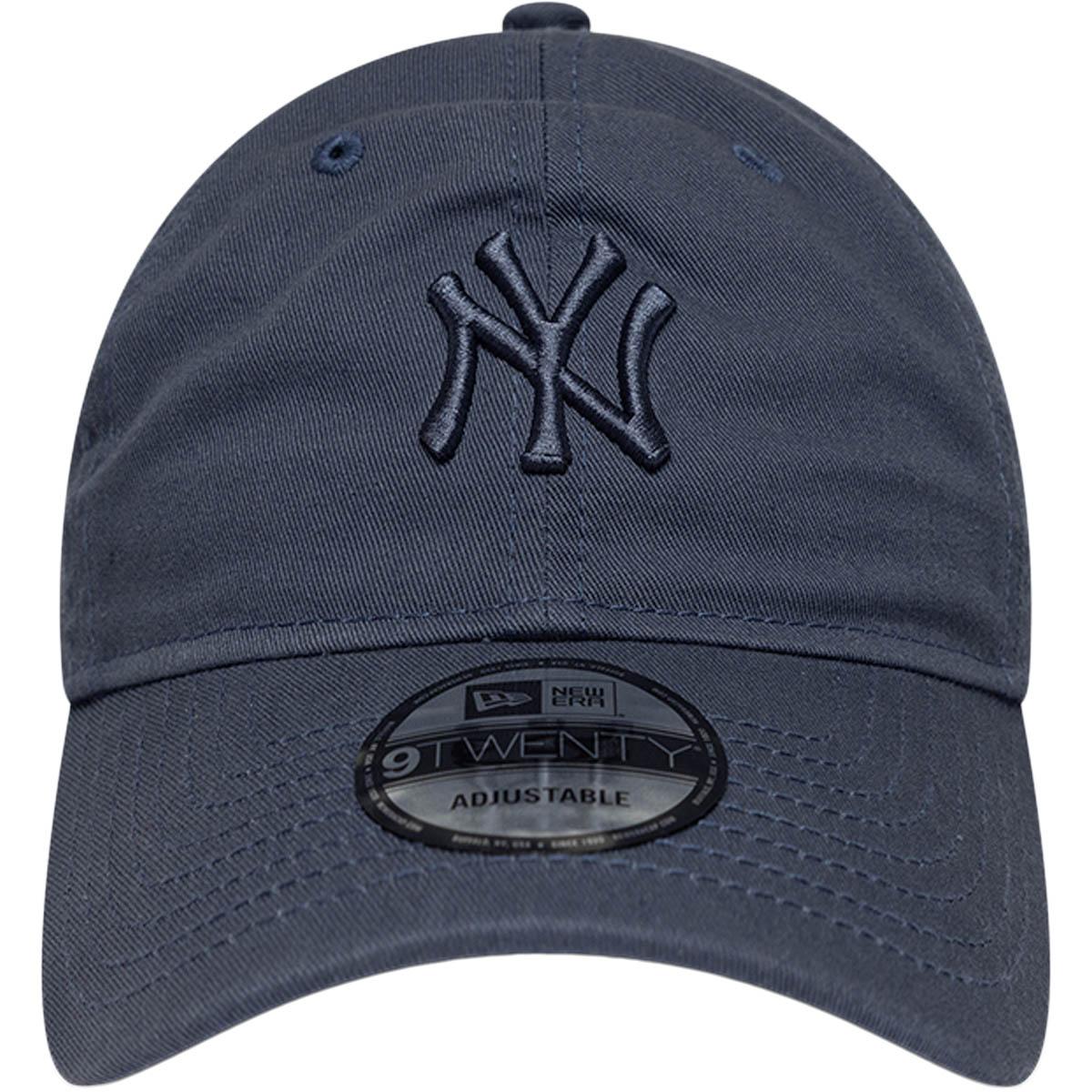 New Era 9TWENTY Washed New York Yankees Strapback Cap DK BLUE