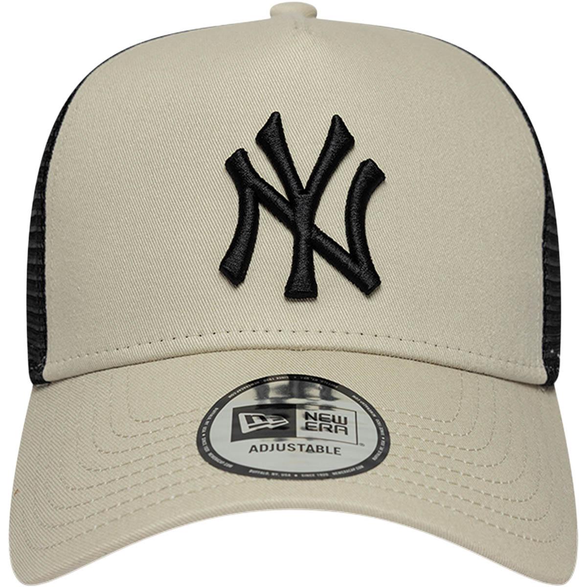 New Era New York Yankees Trucker Snapback Cap LIGHT BEIGE