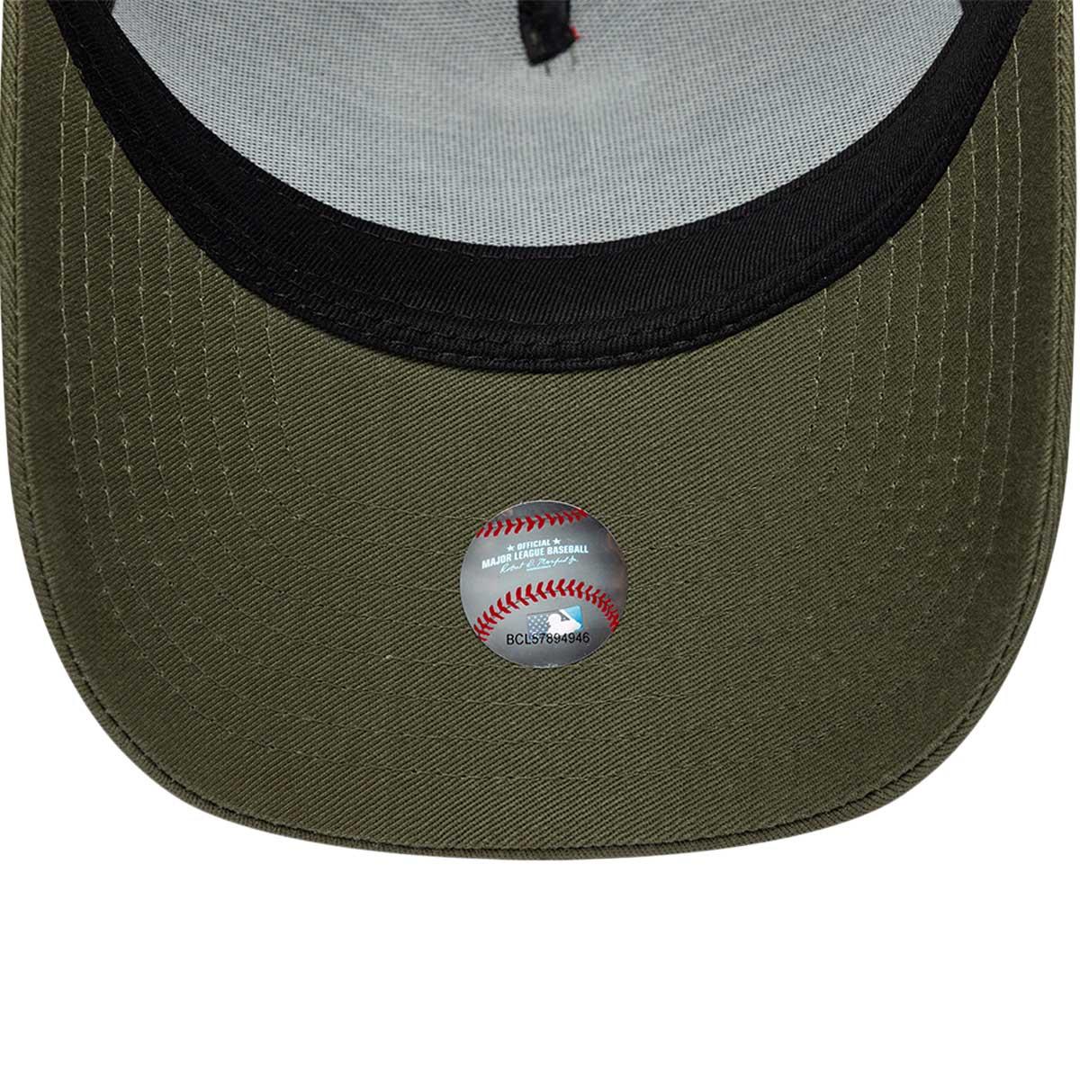 New Era New York Yankees Trucker Snapback Cap GREEN MED