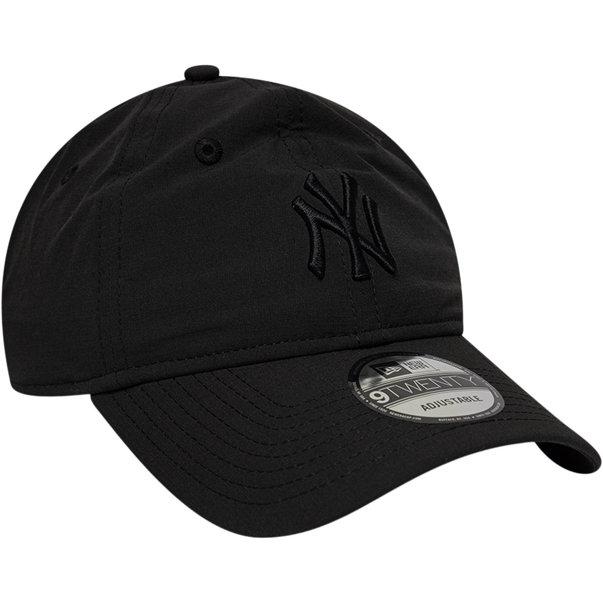New Era 9TWENTY New York Yankees Strapback Cap BLACK
