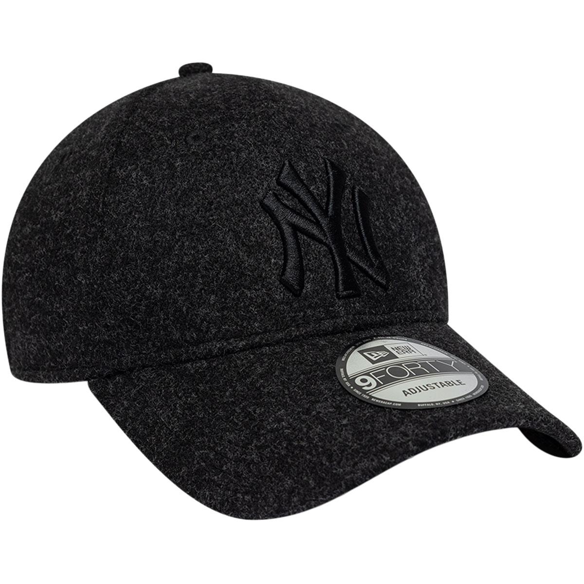 New Era 9FORTY Winter New York Yankees Snapback Cap BLACK