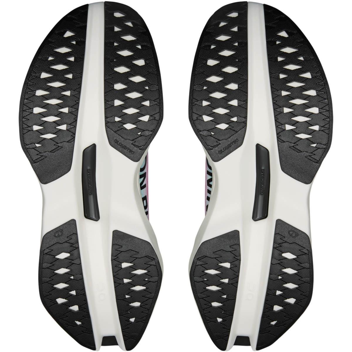 On Cloudboom Max Joggesko Dame White | Celeste