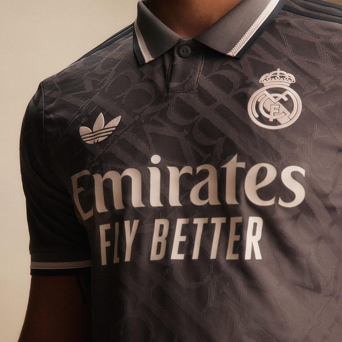 Real Madrid 24/25 3. Trøje CHACOA