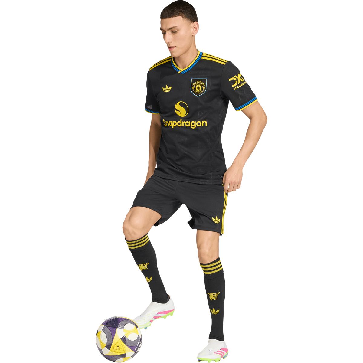 Manchester United FC 25/26 3. Shorts Black
