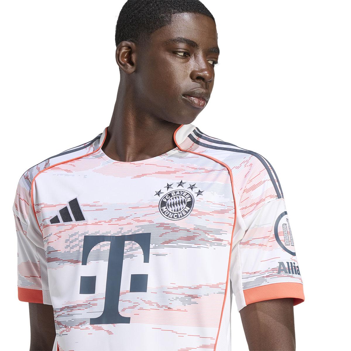 FC Bayern München 25/26 Udebanetrøje 001a