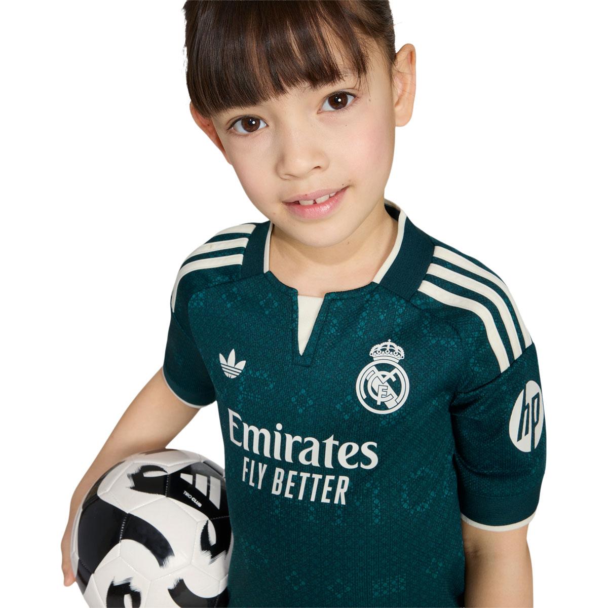 Real Madrid 26/27 Udebanesæt Børn AURIVY