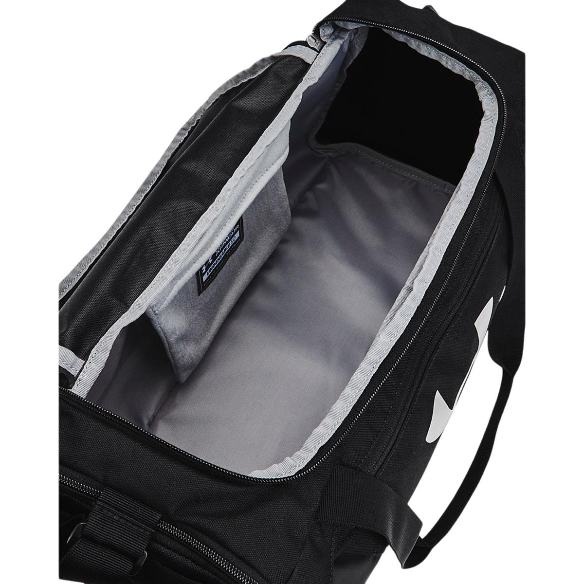 Under Armour Undeniable 5.0 Duffle XS Sportsveske BLACK