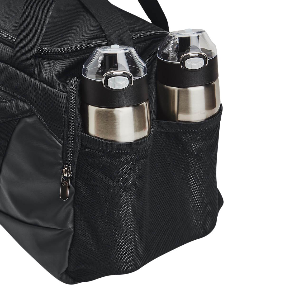 Under Armour Undeniable 5.0 Duffle SM Sportsveske BLACK