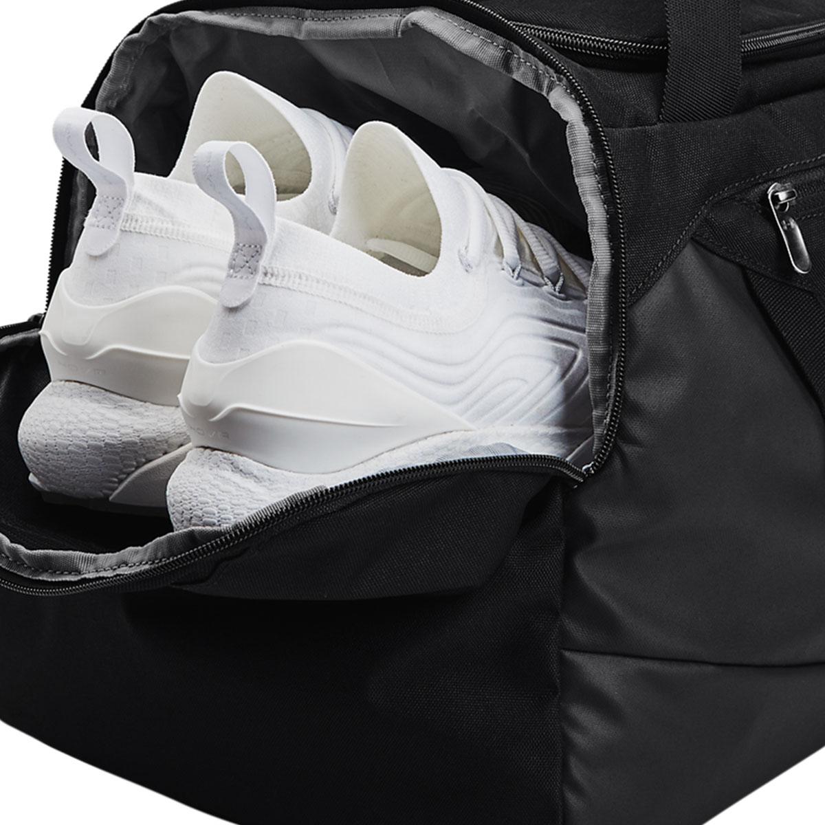 Under Armour Undeniable 5.0 Medium Duffle Sportsveske BLACK