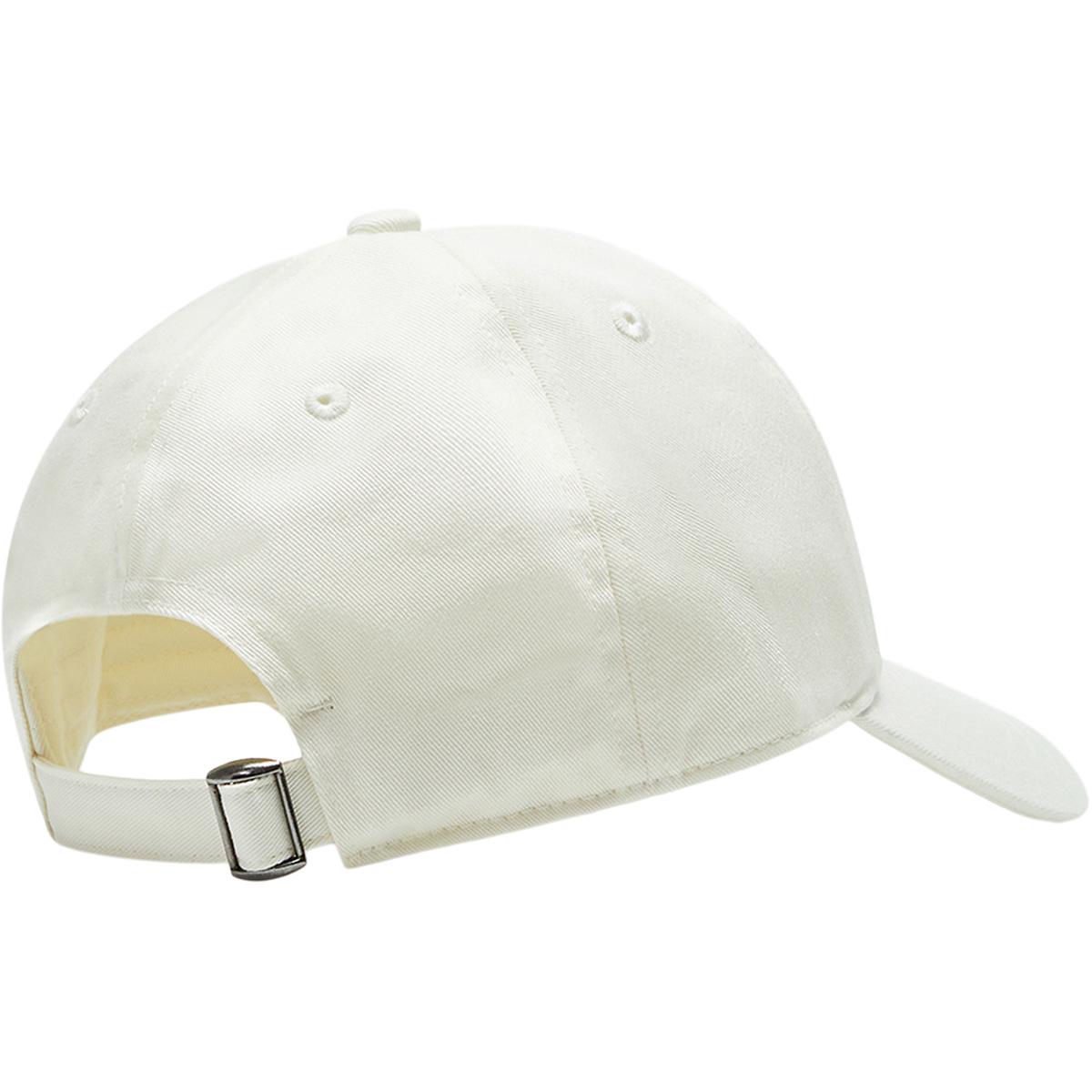 Peak Performance Ground Strapback Cap Offwhite