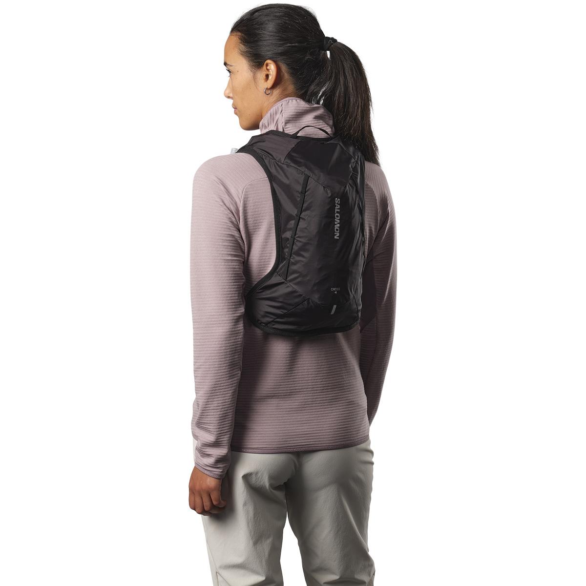 Salomon Cross 4L Løberygsæk BLACK