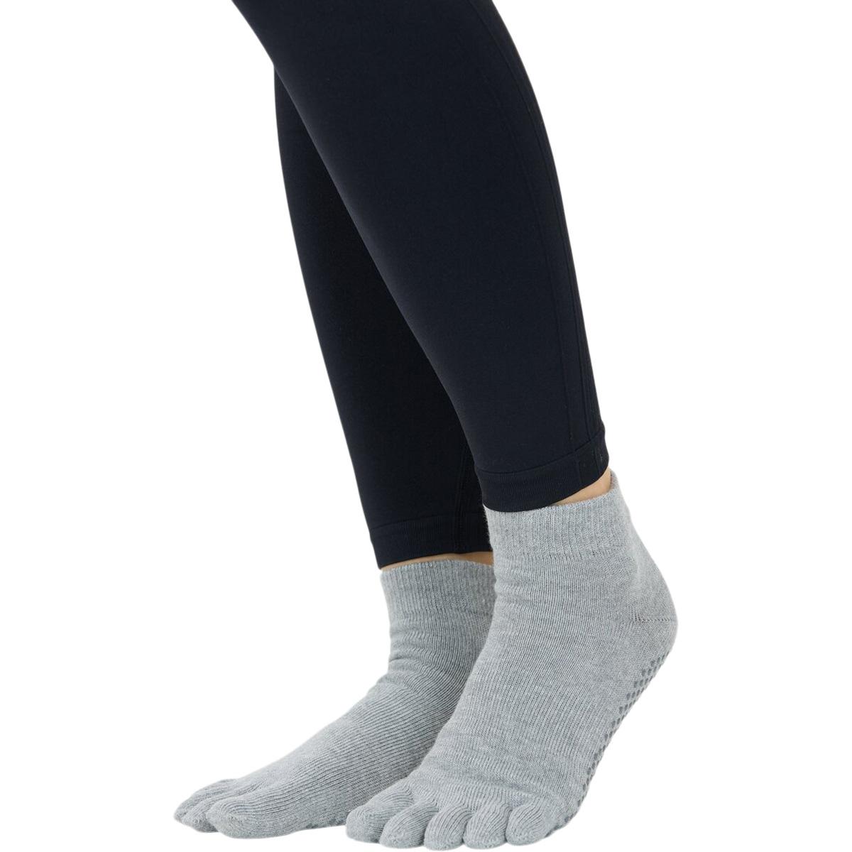 Athlecia Binnya Yoga Toe Strømper Dame Light Grey Melange