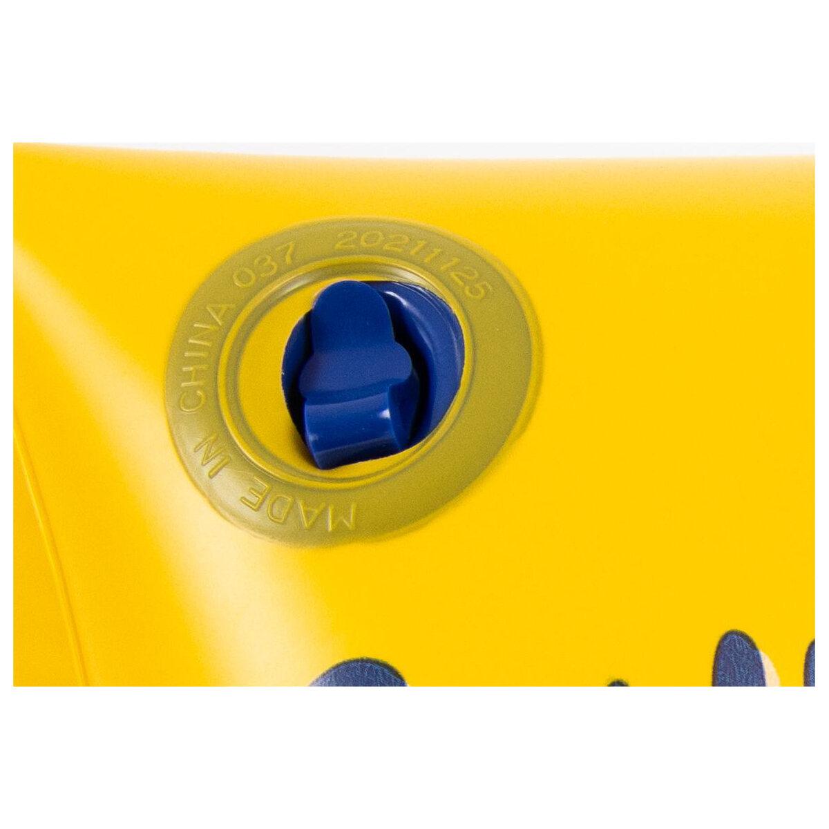 Rezo Badevinger Barn Empire Yellow