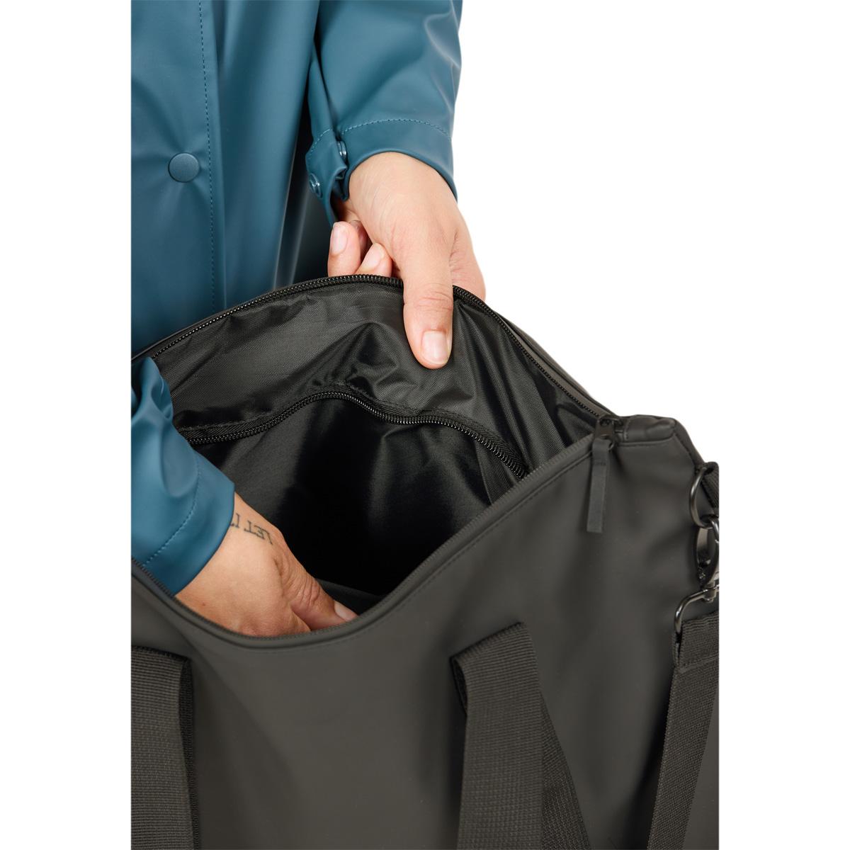 Weather Report Bronze PU Tote Taske Black