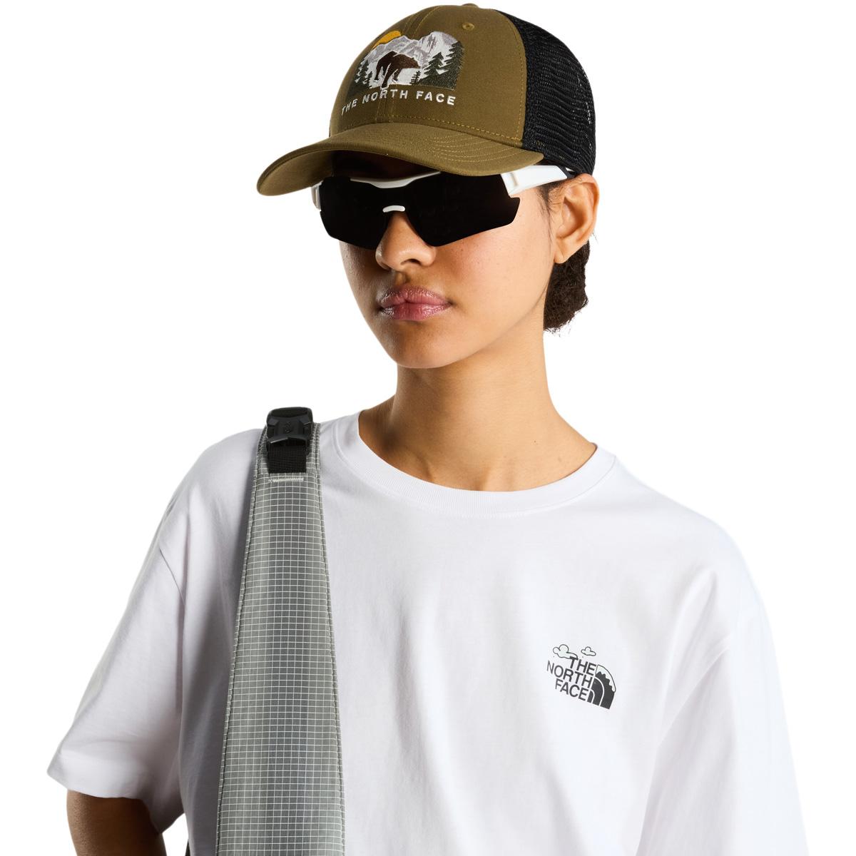 The North Face Embroidered Mudder Trucker Snapback Cap Caraway Seed/Bear Graph