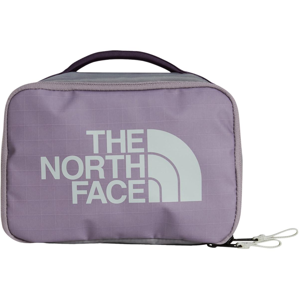 The North Face Base Camp Voyager Toalettveske Purple