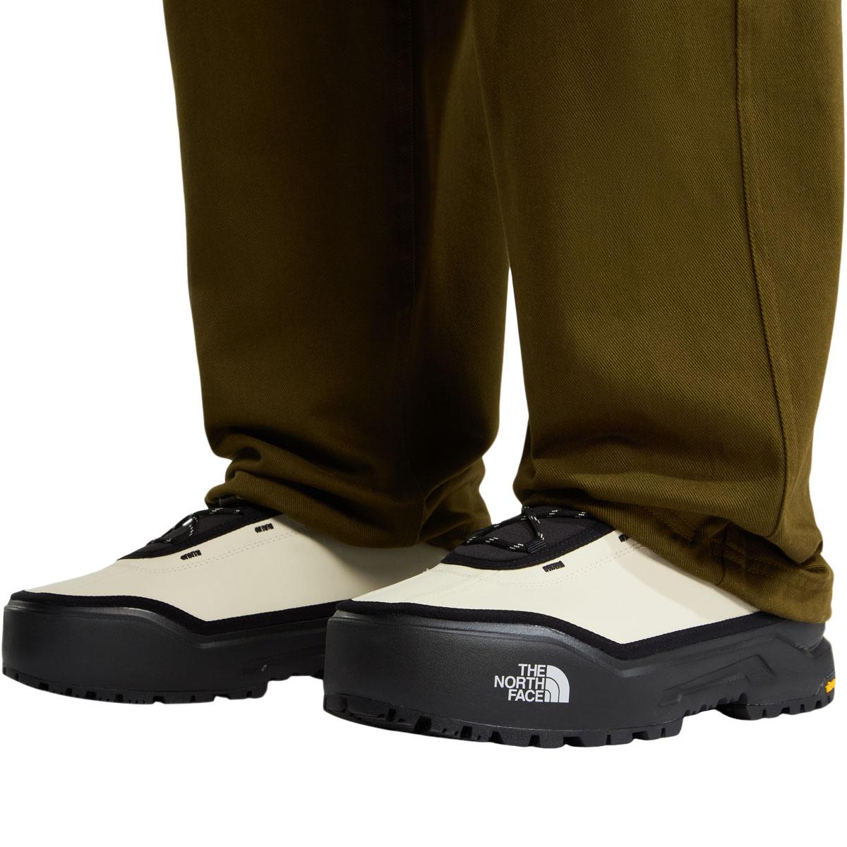 The North Face Base Camp 100 WP Vinterstøvler Unisex CALACATTA/TNF BLACK