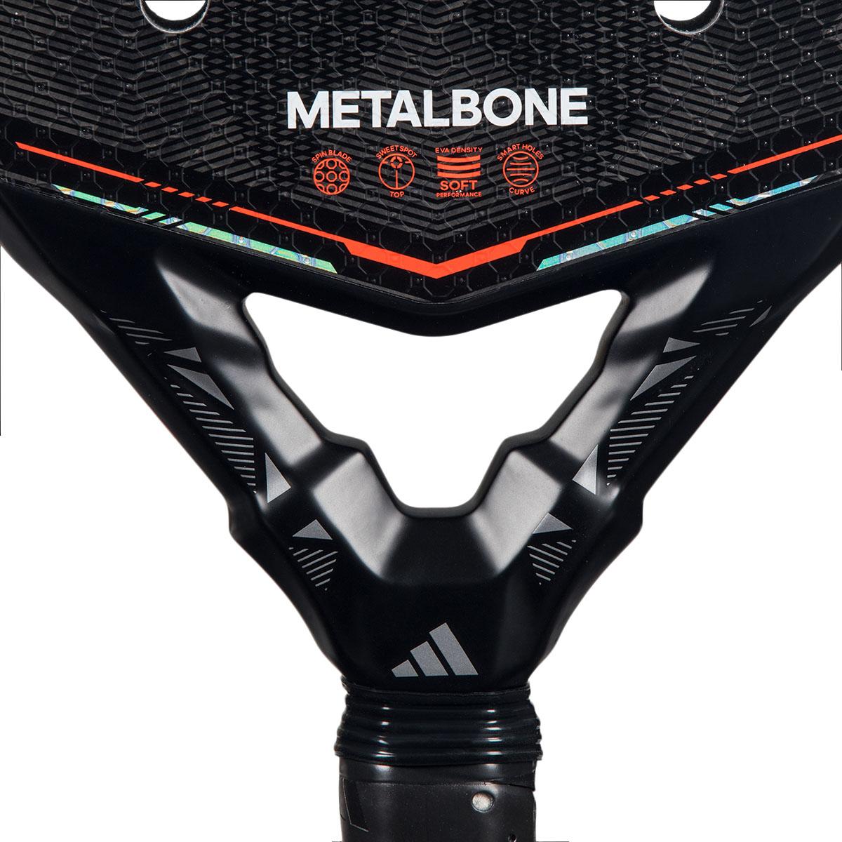 adidas Metalbone 2026 Padelracket U22