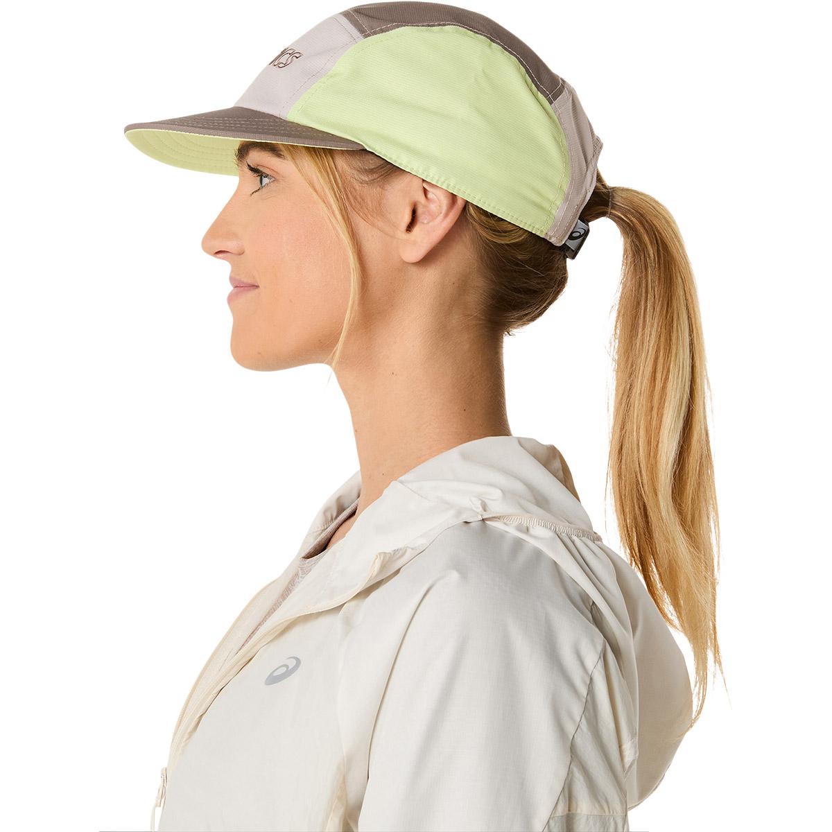 ASICS 5 Panel Løbe Cap TAUPE GREY/MINERAL BEIGE /HUDD