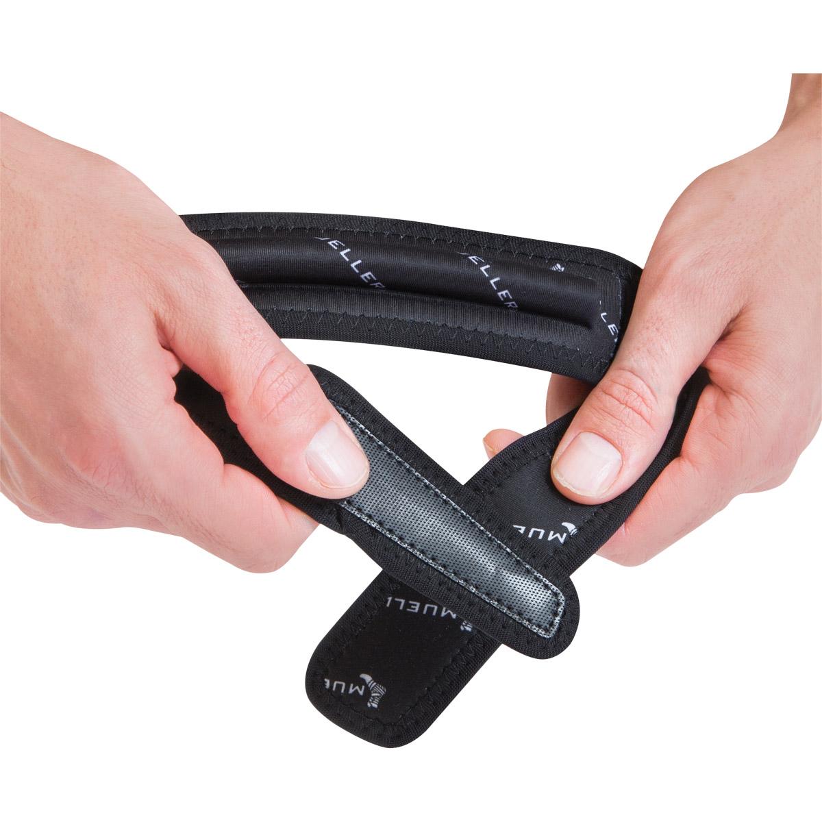 Mueller Knæstrop Black